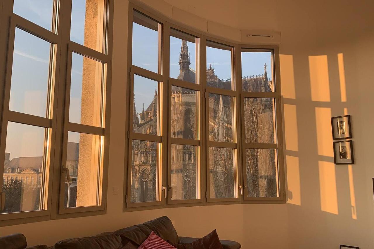 랭스 Loft Des Sacres - Vue Unique Sur La Cathedrale 아파트 외부 사진